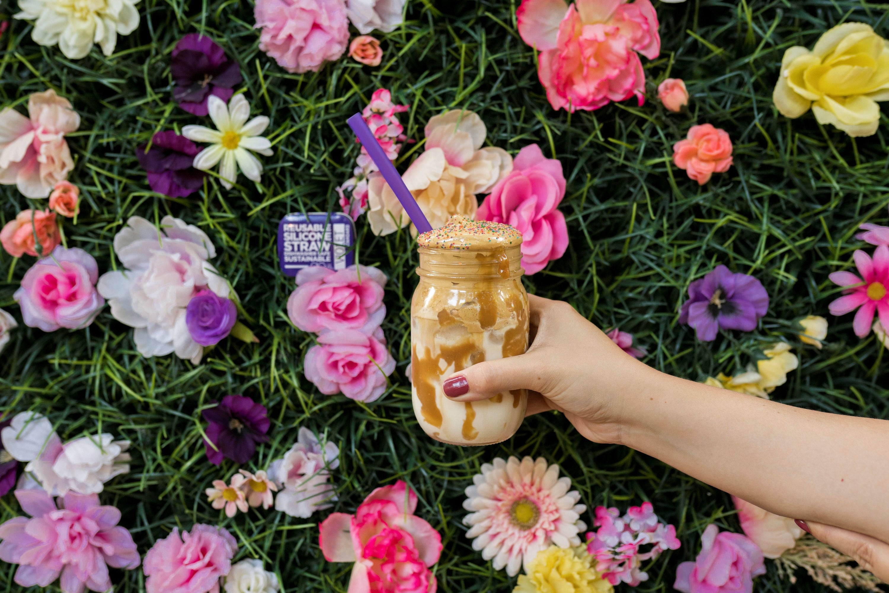 3 Cozy, Plant-Based Fall Drinks to Enjoy This Season - GoSili